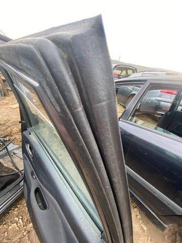 Уплотнитель двери задней правой EZUJJ6 Mitsubishi Space Star