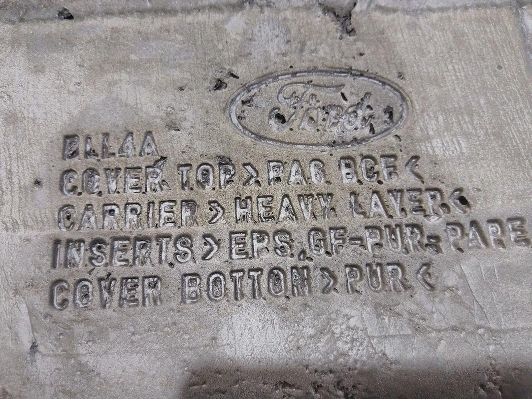 Ковер салонный EM701W Ford Galaxy купить в магазине запчастей бу