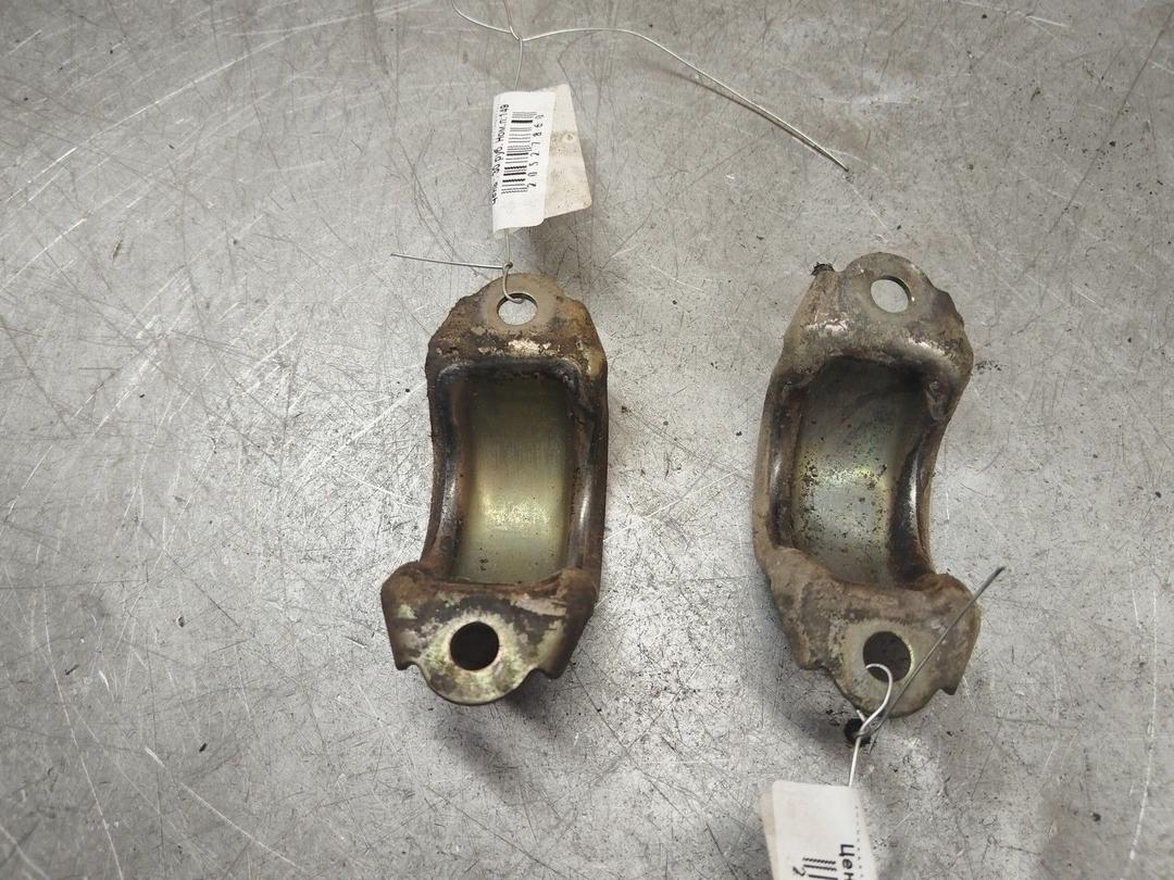 Крепление втулки стабилизатора XOIKC6 Audi A4 - Фото 2