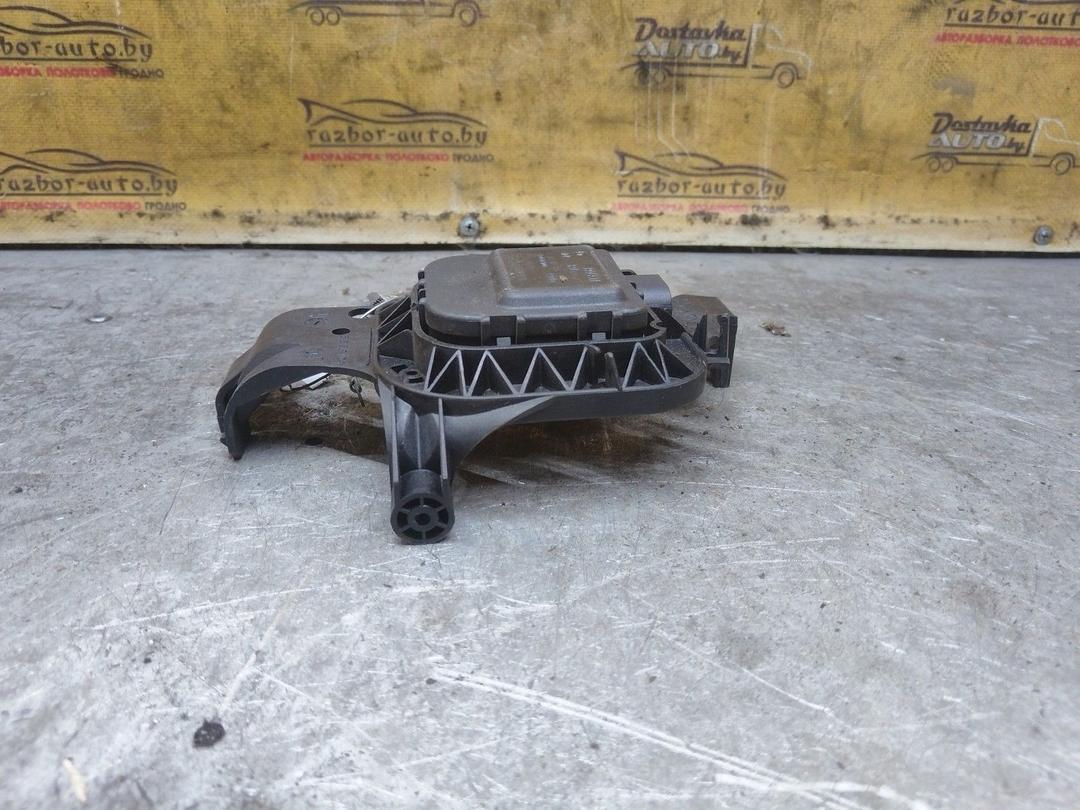 Моторчик заслонки печки 47QYYK Volkswagen Polo купить