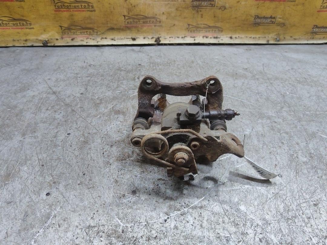 Суппорт задний правый 15VI5C Volkswagen Passat - Фото 5