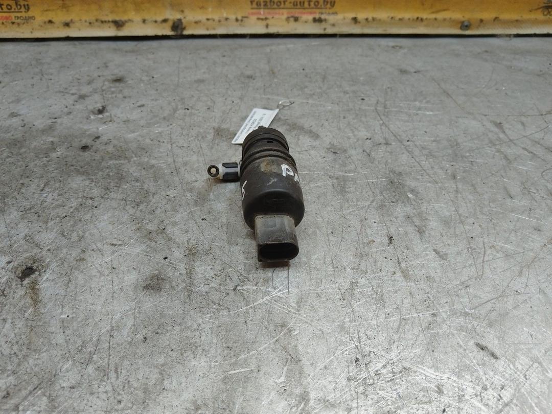 Насос (моторчик) омывателя стекла HI2KD3 Volkswagen Passat купить