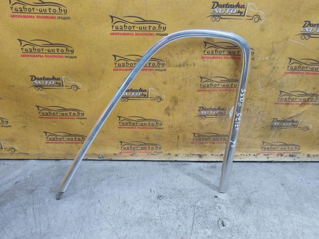 Молдинг стекла заднего V28AH7 Volkswagen Passat