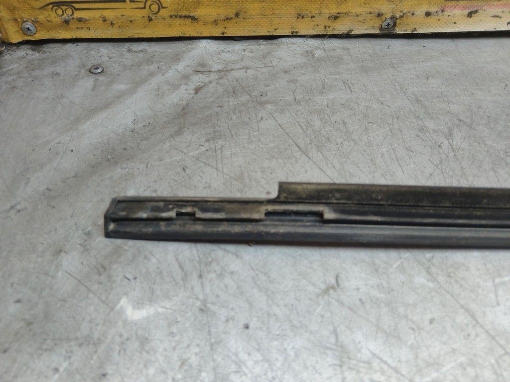 Молдинг стекла двери задней правой наружный KEISYL Mercedes A W168 - Фото 3