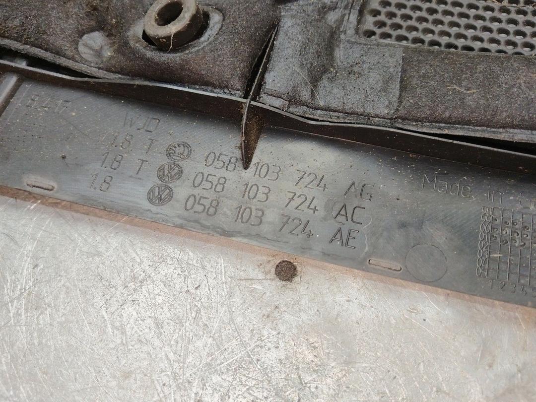 Декоративная крышка двигателя Z1GMD1 Volkswagen Passat купить с доставкой