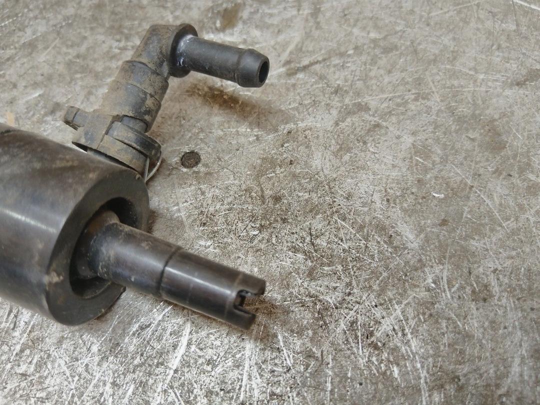 Насос (моторчик) омывателя стекла 308XVK Saab 9-3 купить