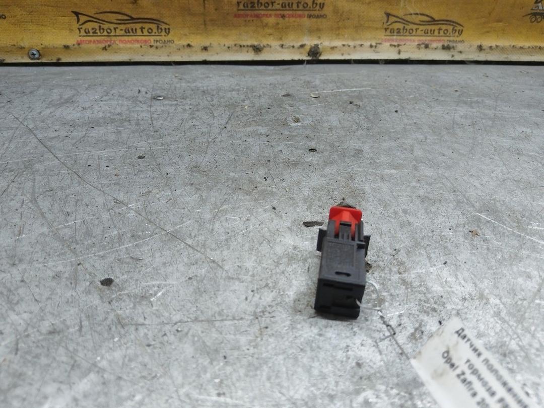 Датчик положения педали тормоза F83CJ8 Opel Zafira купить с доставкой