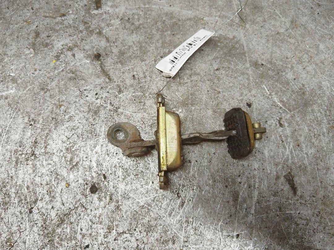 Ограничитель открывания двери передней 0EWP4S Hyundai Lantra - Фото 2