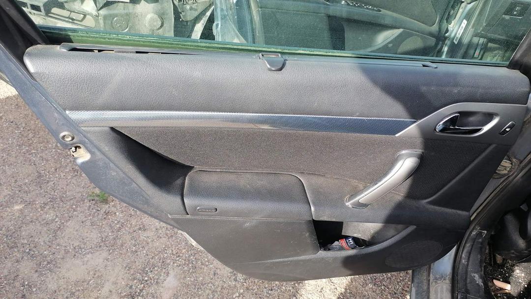 Замок двери задней левой KN3ZOR Peugeot 407