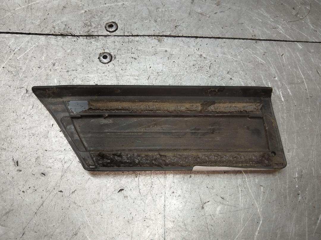 Молдинг крыла переднего правого E24YPD Ford Escort купить