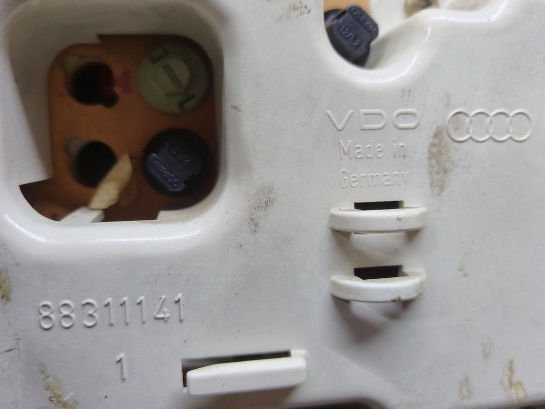 Щиток приборов (приборная панель) 7M7MMV Audi 100 купить на авторазборке