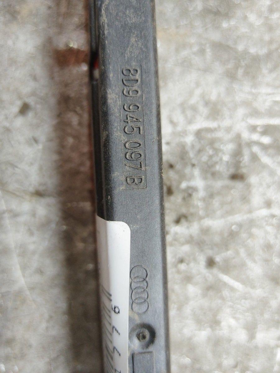 Стоп-сигнал 6SA2P3 Audi A4 купить на авторазборке