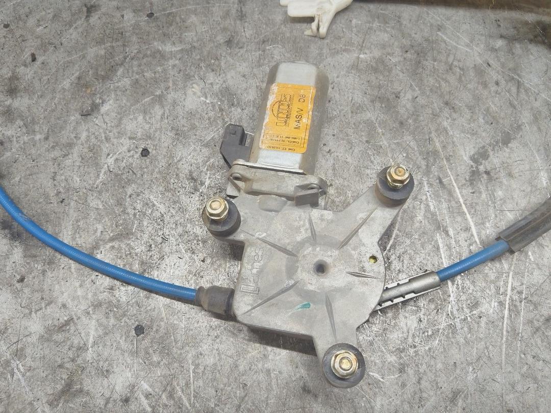 Стеклоподъемник электрический передний правый I847DY Peugeot 406 купить с доставкой