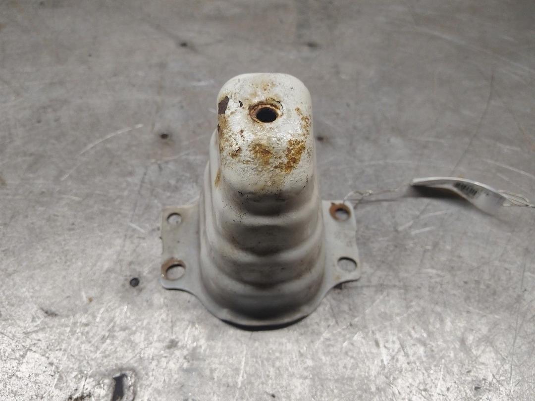 Кронштейн усилителя бампера заднего (домик) ZF04GO Nissan Note - Фото 1