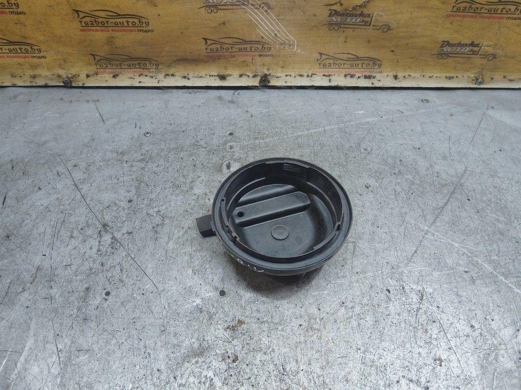 Крышка (заглушка) задняя фары правой D47511 Audi 80 - Фото 3