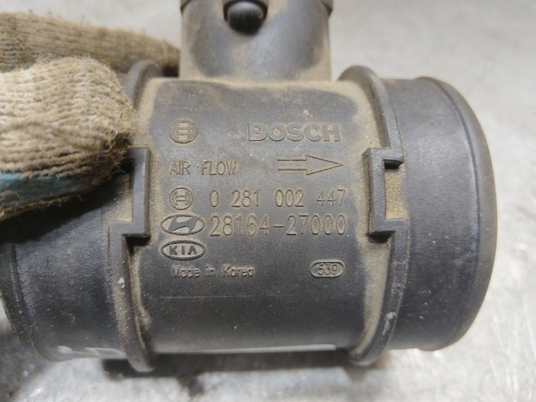 Расходомер воздуха 4RHS19 Hyundai Trajet купить на авторазборке