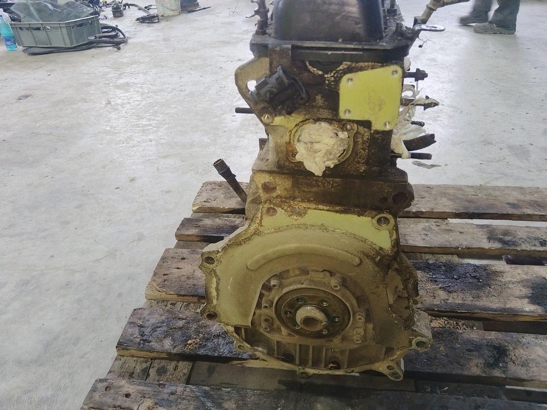 Двигатель U865PX Audi A3 - Фото 6