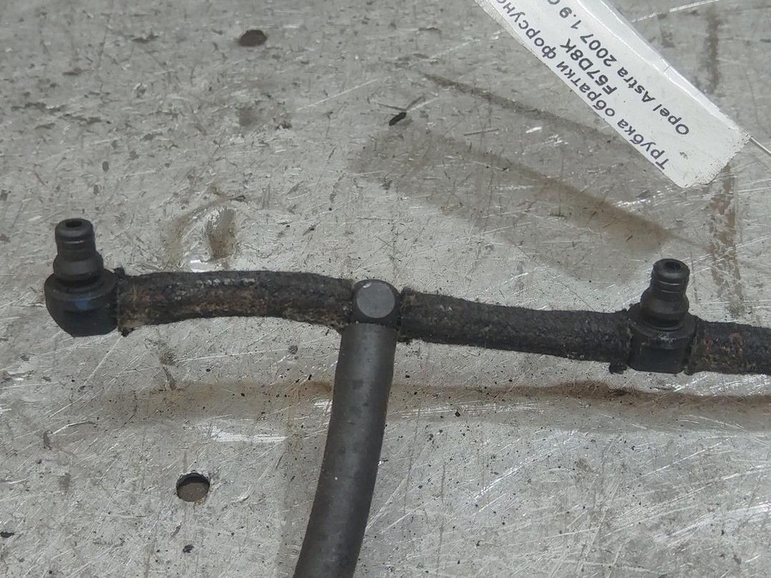 Трубка обратки форсунок F57D8K Opel Astra - Фото 2