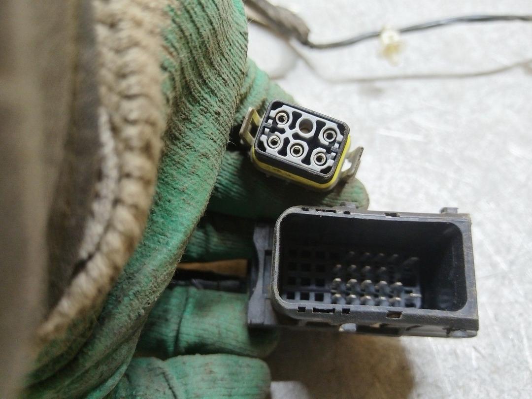 Проводка двери передней левой Q5TK2I Opel Astra купить с доставкой