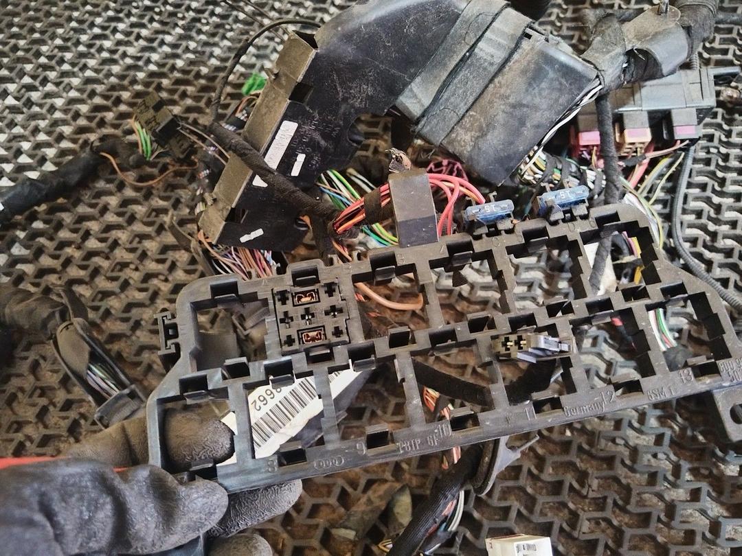 Проводка двигателя A67ITL Volkswagen Golf undefined