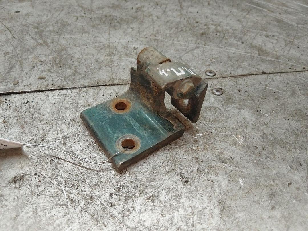 Петля двери передней правой 1EI9S2 Peugeot 306 купить