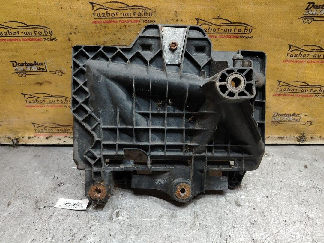 Полка аккумулятора XM5164 Volkswagen Polo - Фото 3