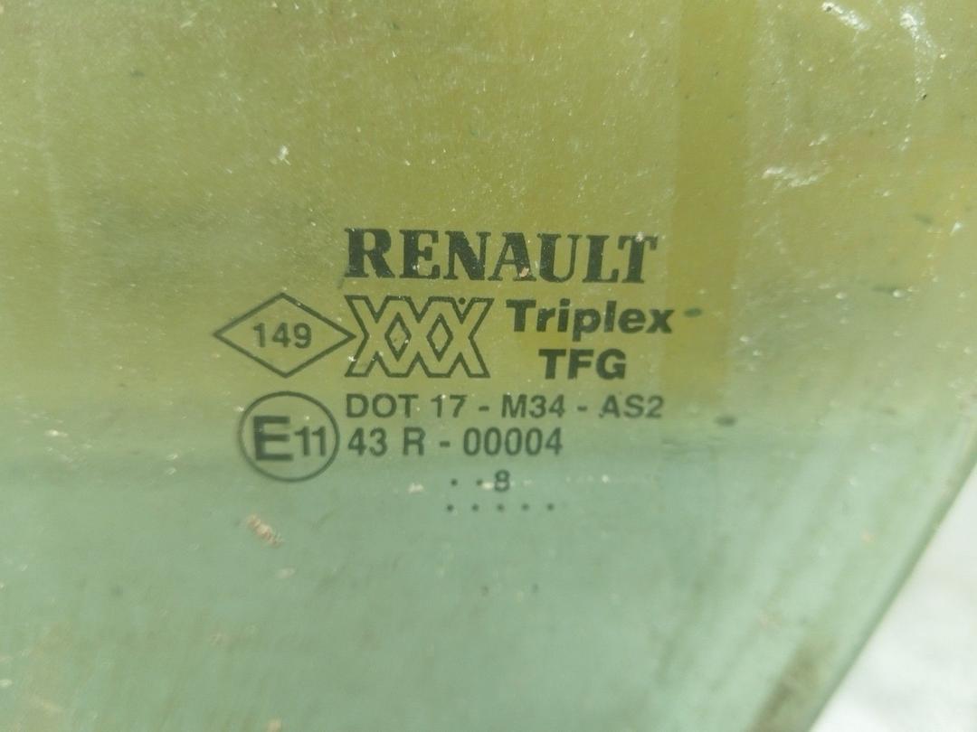 Стекло двери передней левой BXO3U5 Renault Megane купить
