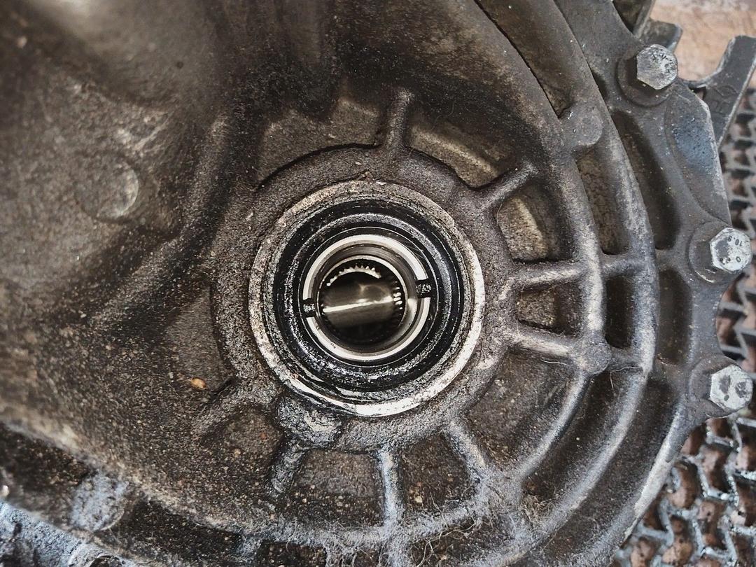 КПП механическая (МКПП) 5-ступенчатая HSX2K1 Renault Scenic - Фото 9