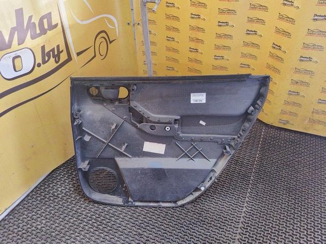 Обшивка двери задней левой (дверная карта) B802NJ Opel Meriva купить