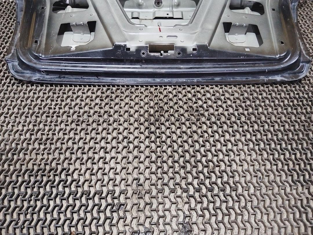 Крышка багажника (дверь 3-5) WE1CC3 Volvo S60 купить с доставкой. Огромный выбор запчастей и марок авто. У нас есть практически все.