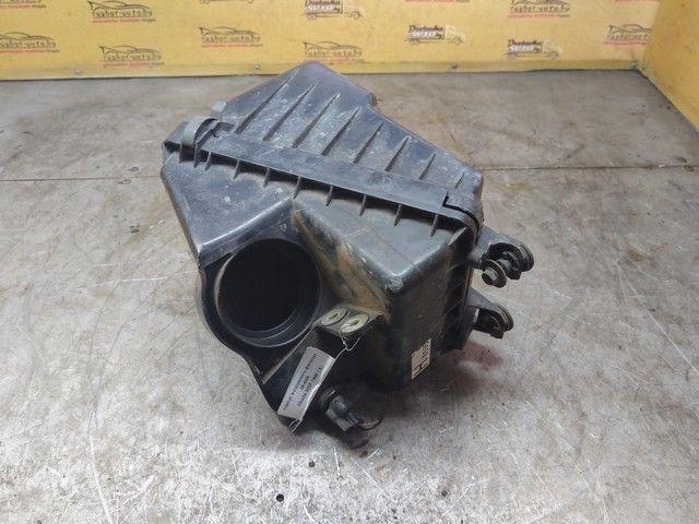 Корпус воздушного фильтра IIK4WK Mazda 323F