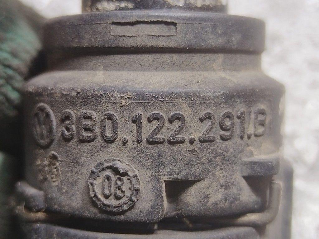 Патрубок отопителя (печки) U81I9O Volkswagen Jetta - Фото 4