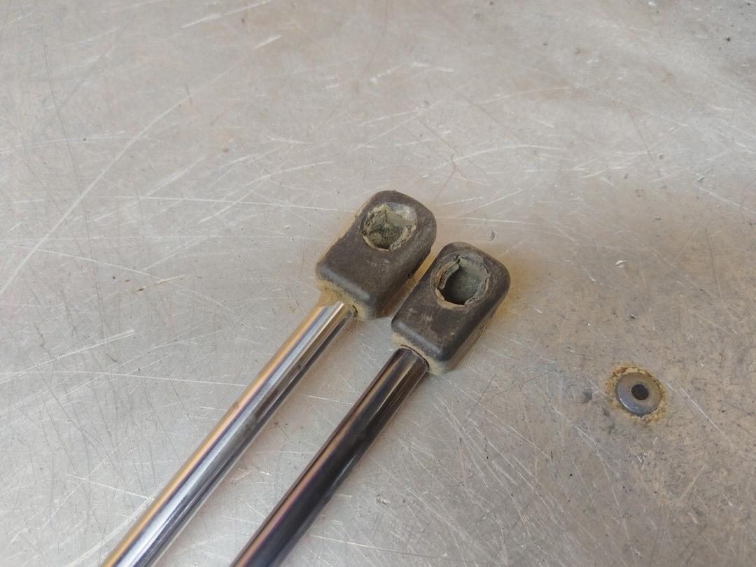 Амортизатор крышки багажника (3-5 двери) WWHDHF Renault Grand Scenic купить