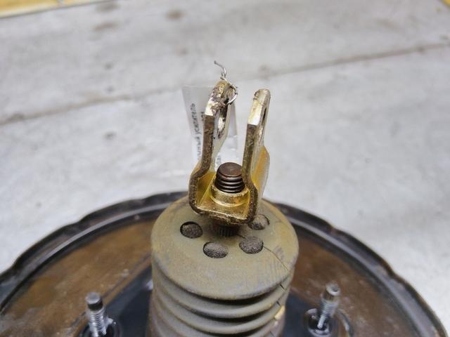 Вакуумный усилитель тормозов J4U8G1 Hyundai Trajet купить на авторазборке