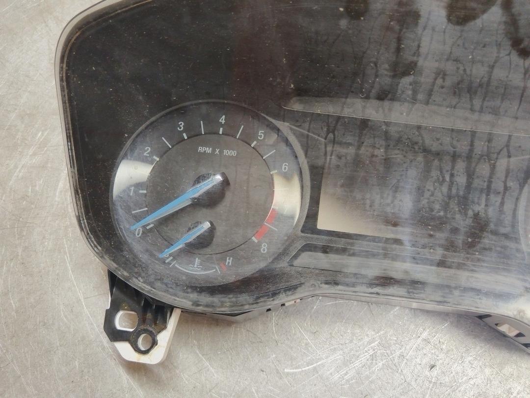 Щиток приборов (приборная панель) XJAAXW Ford Fusion купить с доставкой