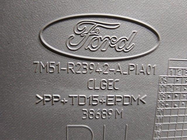 Обшивка двери передней правой (дверная карта) 7XZF7N Ford C-Max купить с доставкой