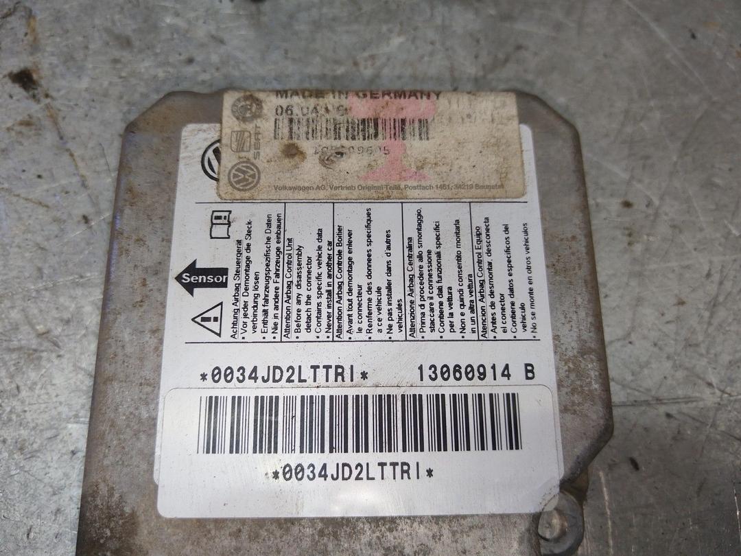 Блок AirBag W2X7NX Volkswagen Golf купить