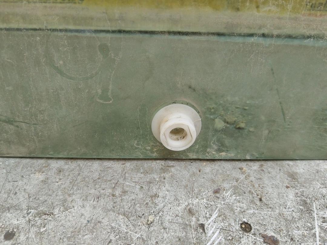 Стекло двери передней правой PXRW0T Citroen Evasion купить с доставкой