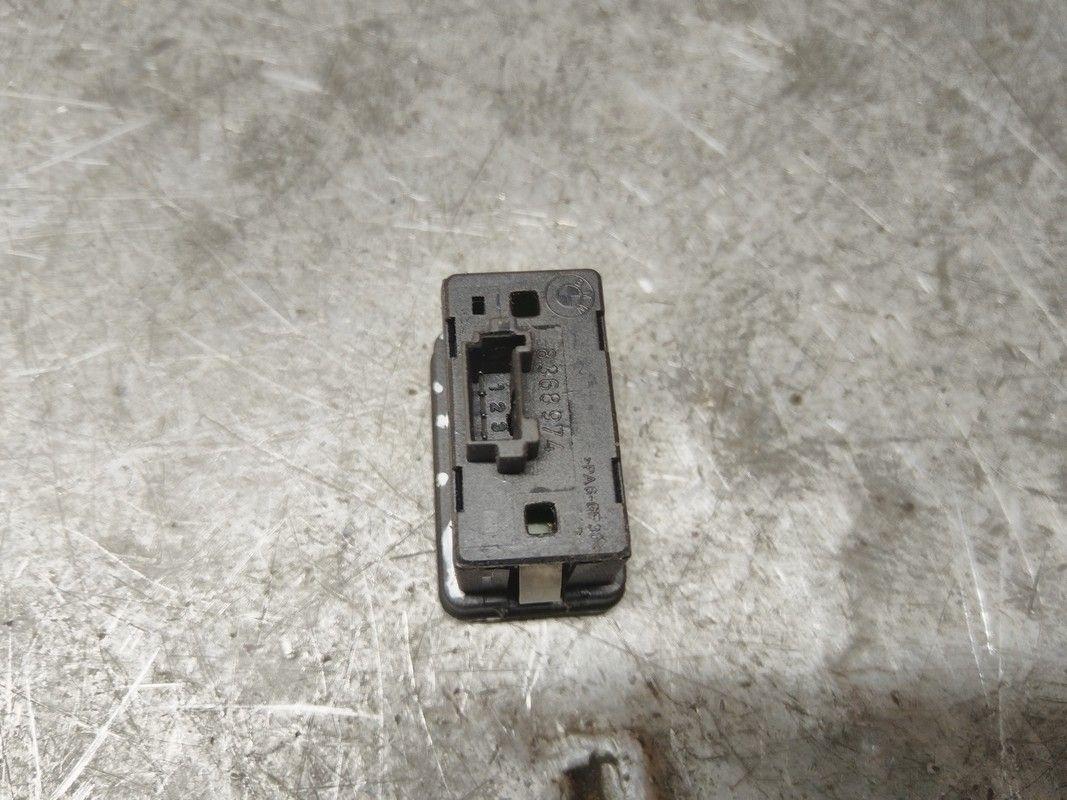 Кнопка стеклоподъемника переднего правого NOI4F3 BMW 5 E39 - Фото 3