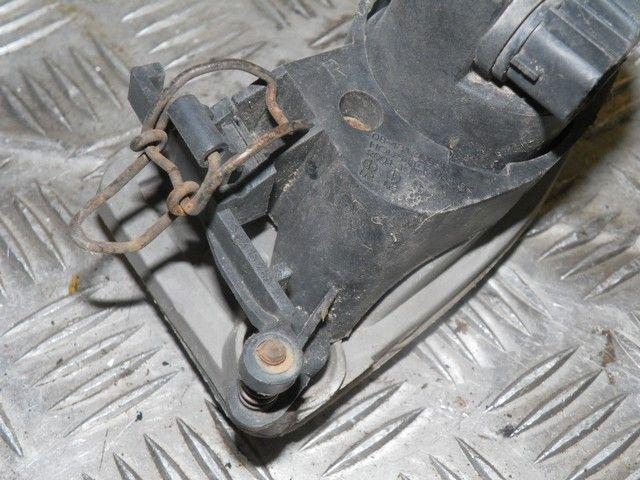 Фара противотуманная правая VY0T5E Ford Focus купить с доставкой