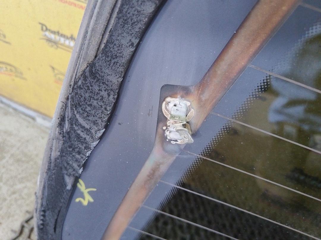 Комплект задних стекол 9N2B2T Hyundai Trajet купить с доставкой