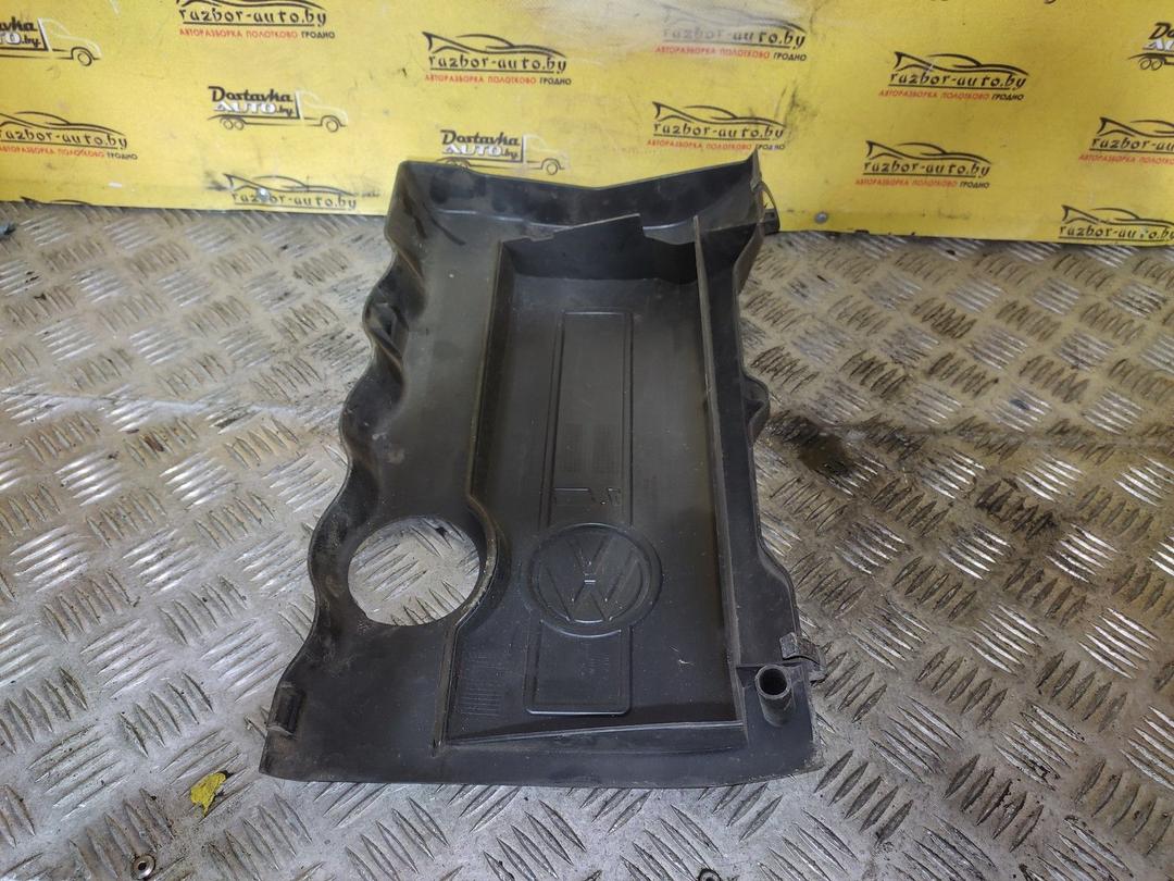 Декоративная крышка двигателя 87XLZ1 Volkswagen Passat - Фото 2
