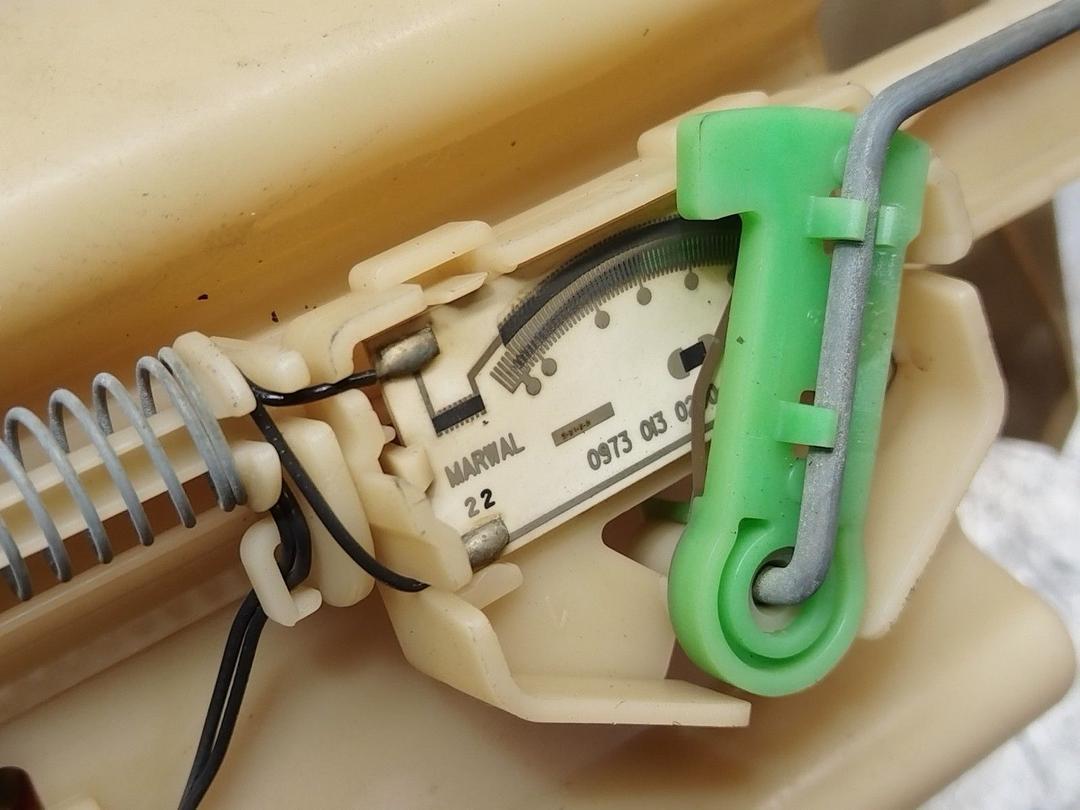 Колба в бак 0XEZUG Peugeot 306 - Фото 6