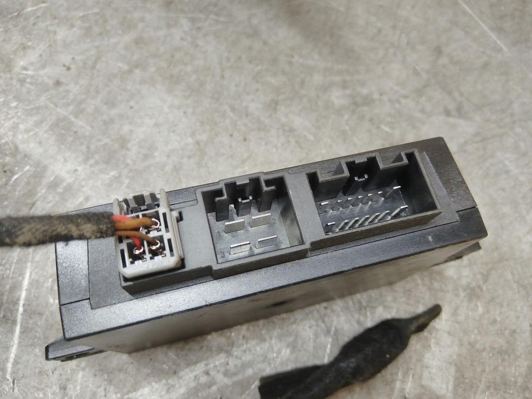 Электропривод багажника RE3K40 Volvo XC70 купить с доставкой. Огромный выбор запчастей и марок авто. У нас есть практически все.