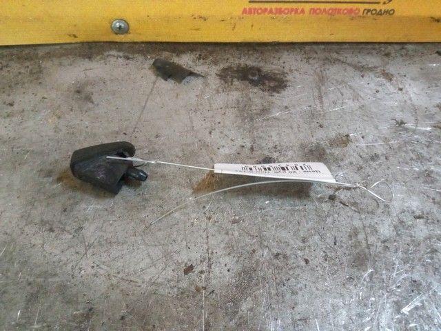 Форсунка омывателя YO1UV6 Ford Focus купить