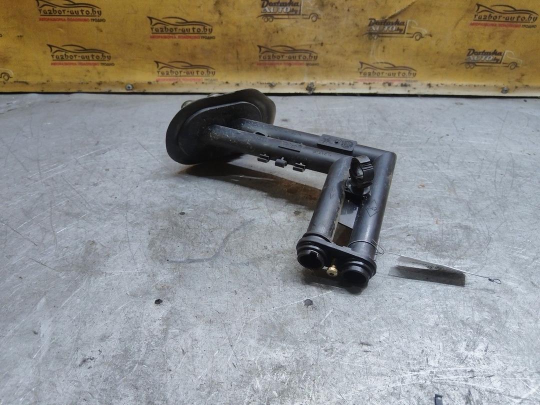 Патрубок отопителя (печки) 96409T Renault Scenic купить с доставкой