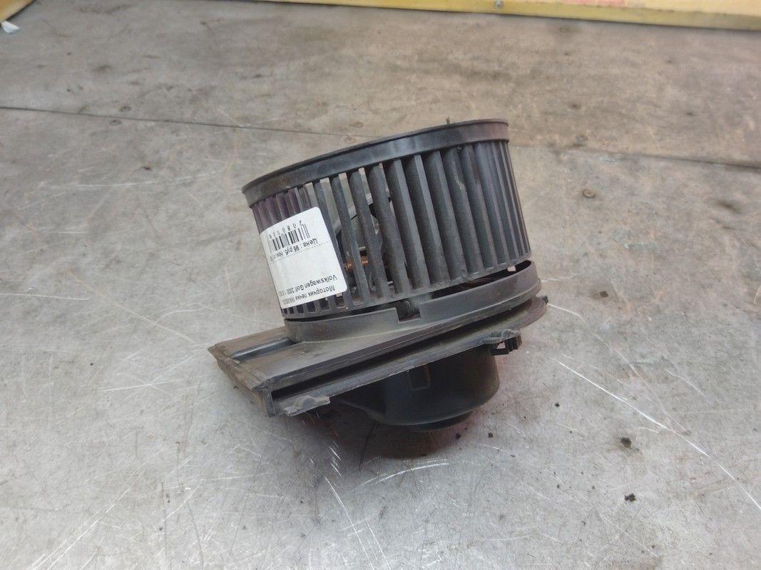 Моторчик печки 4DDBV1 Volkswagen Golf