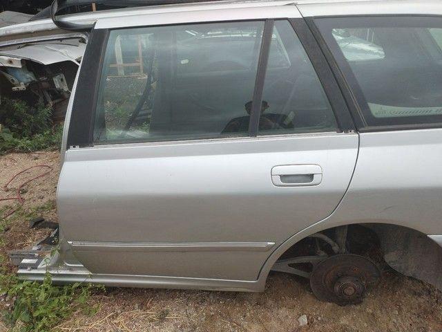 Стекло двери задней левой 1D3C6Q Peugeot 406