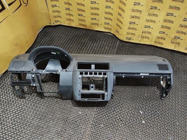 Панель передняя салона (торпедо) YGVTQ7 Skoda Fabia