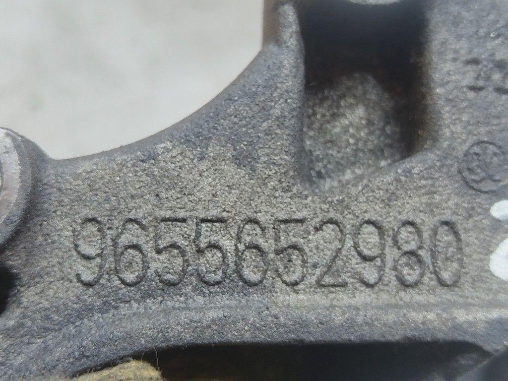 Кронштейн генератора KOITG0 Citroen C5 - Фото 4